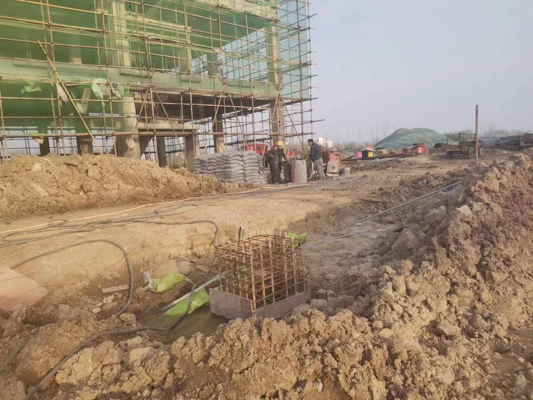 坊子当桥梁出现裂缝的时候应该及时加固修补